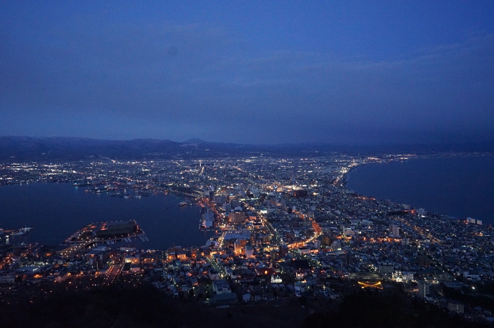 Introducing recommended sightseeing spots in Hakodate! Explanation of famous sights, hole-in-the-wall spots, and gourmet information.