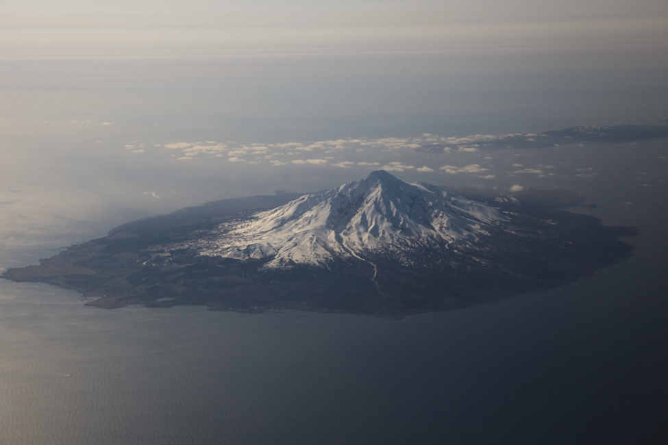 利尻島をバックカントリーの聖地にする