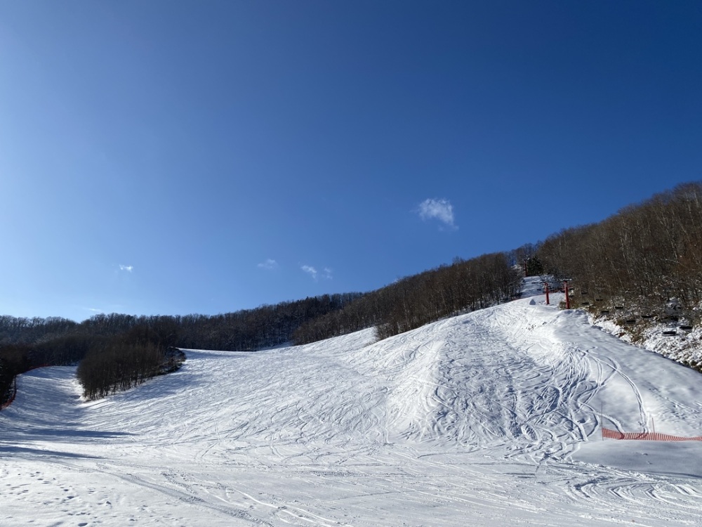 初心者におすすめ！ 地元の“ゆるい”スキー場9選