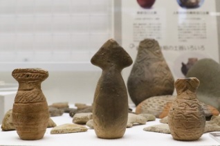 森町の『いかめし』そっくりの土製品！どうしてこんなものが1万年前に…!? 不思議です。