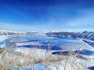 流氷だけじゃない！摩周湖のパノラマ体験や網走湖畔温泉でくつろぎの旅