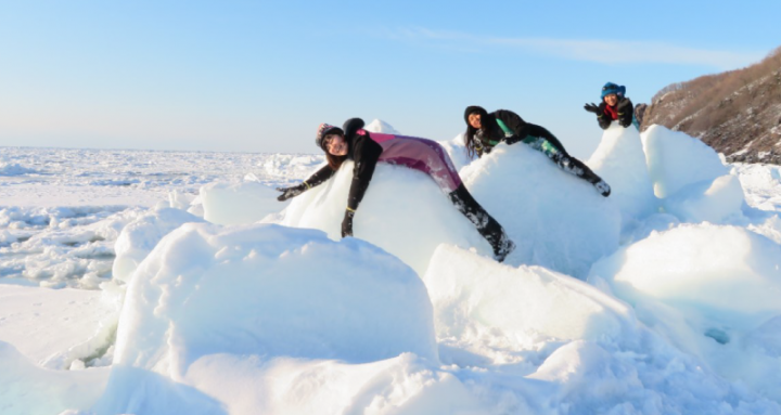 Drift Ice Walk® (Shinra / Shiretoko Nature Guided Tours Co.)