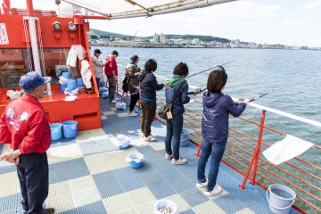 GARINKO號釣魚郵輪