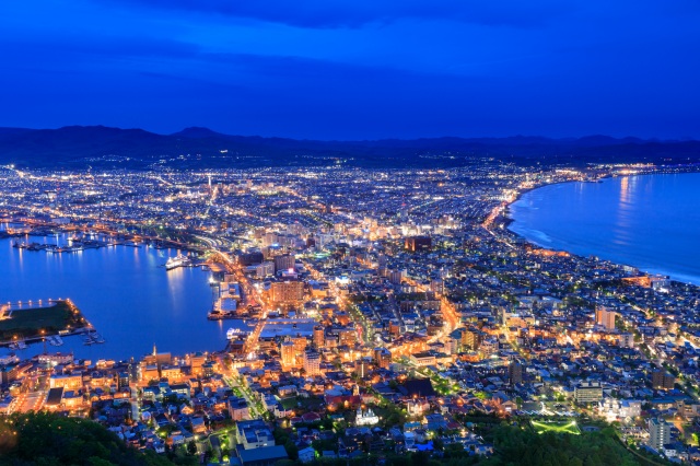 在函館山欣賞夜景