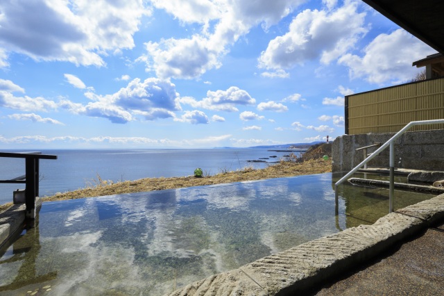 虎杖浜温泉「海の別邸ふる川」（白老町）