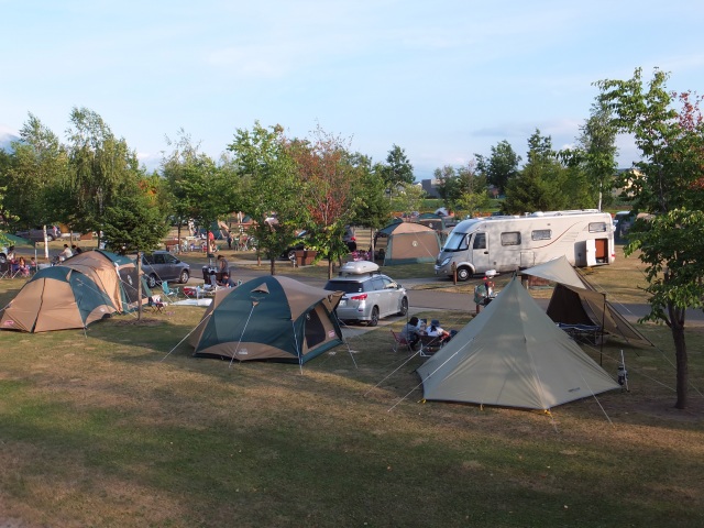 日の出公園オートキャンプ場（上富良野町）