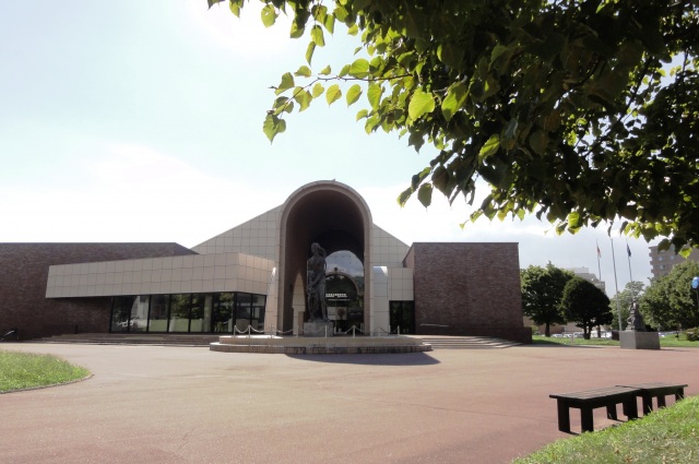 北海道立函館美術館