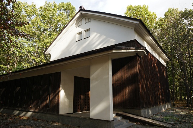 小川游作品館　Wikimedia Commons