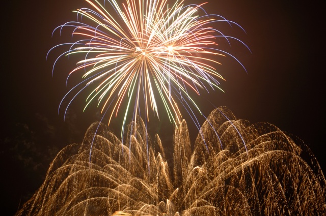 Lake Toyako Long Run Fireworks Display