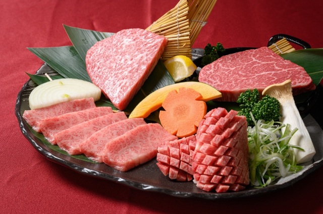 YAKINIKU BAR TAMURA
