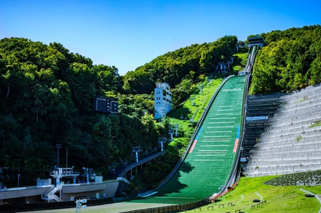 大倉山ジャンプ競技場展望台リフト