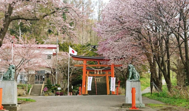虻田神社