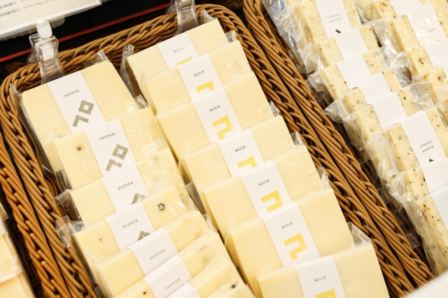 ナチュラルチーズ鶴居